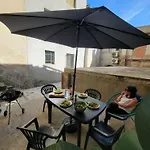 Apartment Divina - Grand Appartement, Baby-foot, Exterieur Thiers