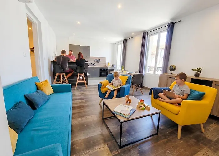 Divina - Grand Appartement, Baby-foot, Exterieur * Thiers