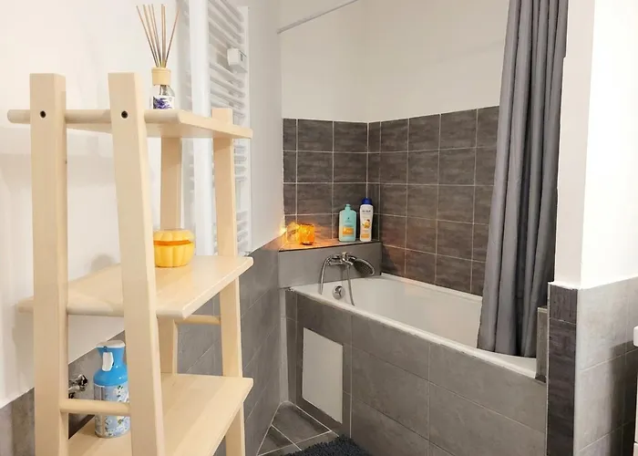 Divina - Grand Appartement, Baby-foot, Exterieur Lägenhet Thiers